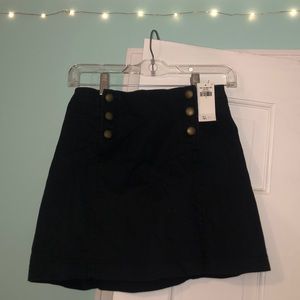 Navy a line Abercrombie skirt with buttons